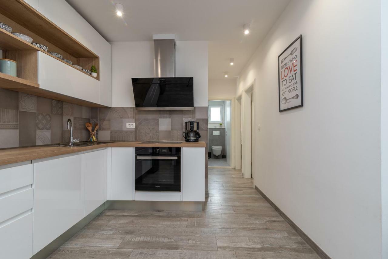 Apartment Ferias تروغير المظهر الخارجي الصورة